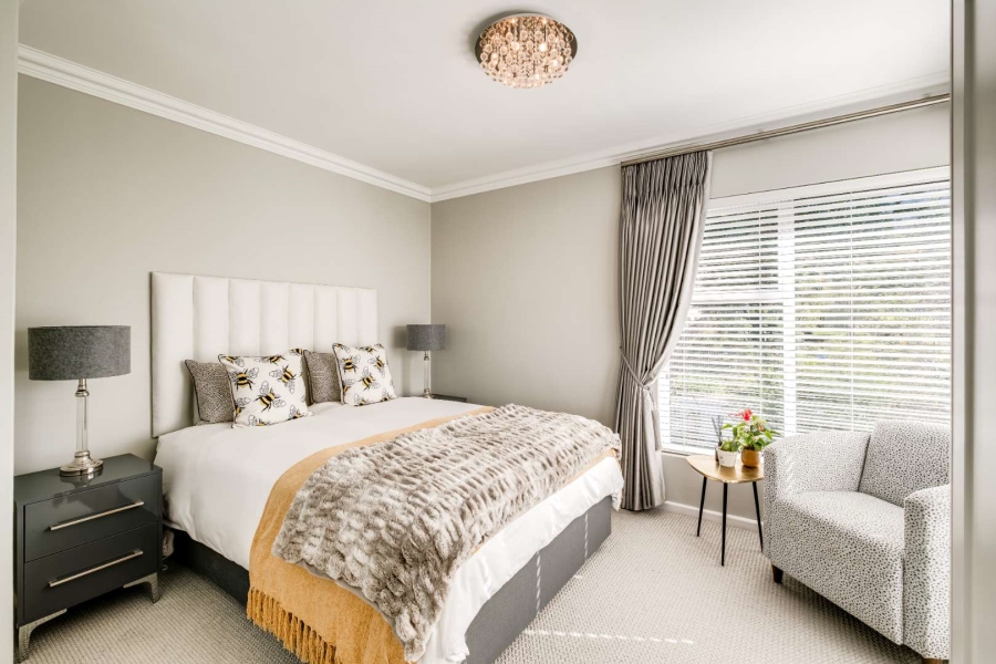 6 Bedroom Property for Sale in Newlands Western Cape
